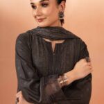 3 Piece - Jacquard Embroidered Suit2