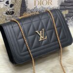 LV Crossbody Handbags For Womens2